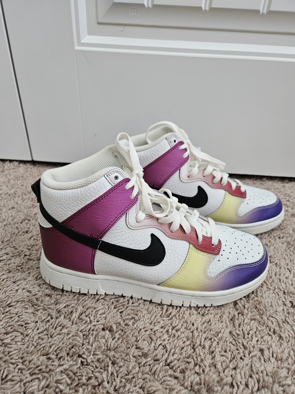 Nike Women's High Dunks
